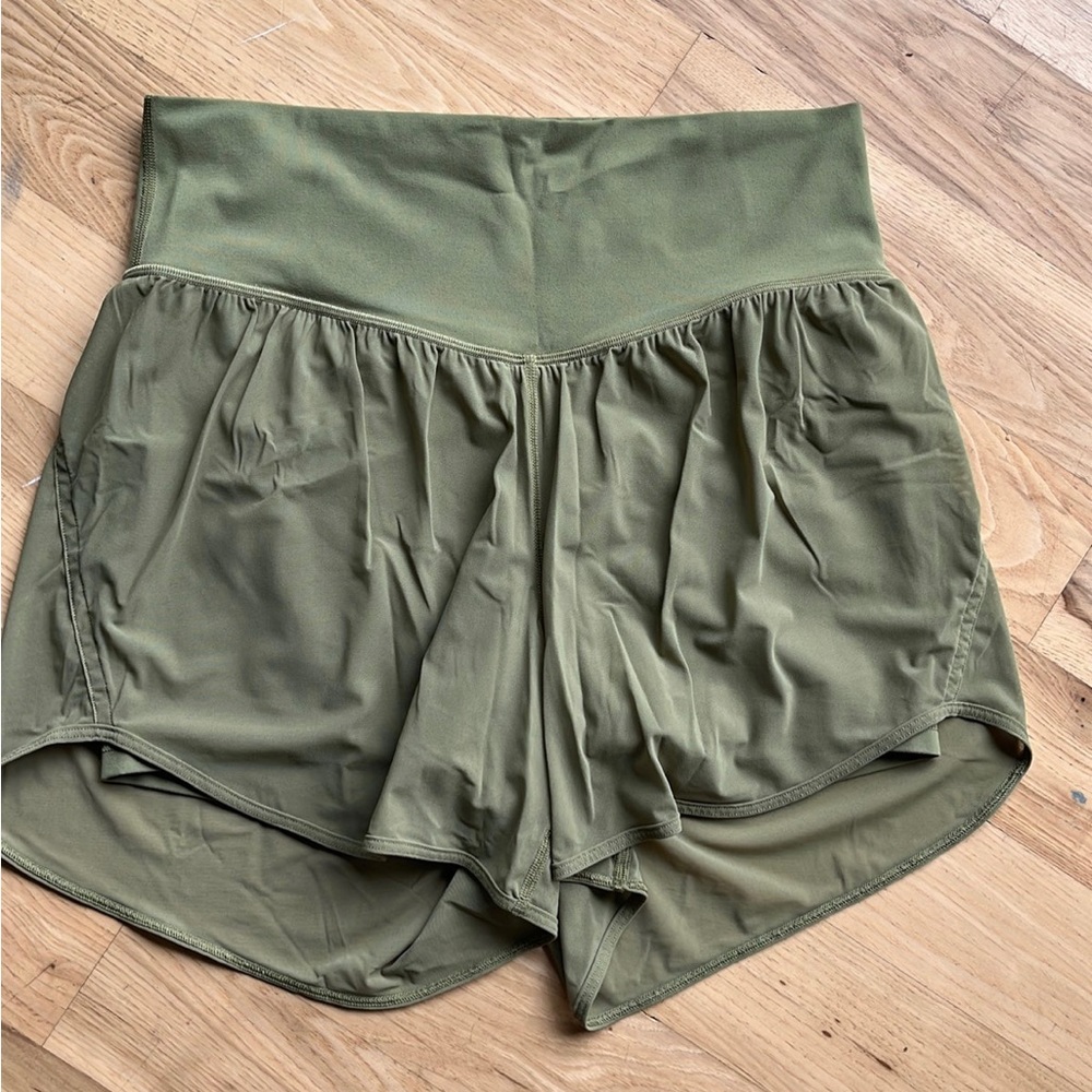 Lululemon nulu and mesh high rise shorts